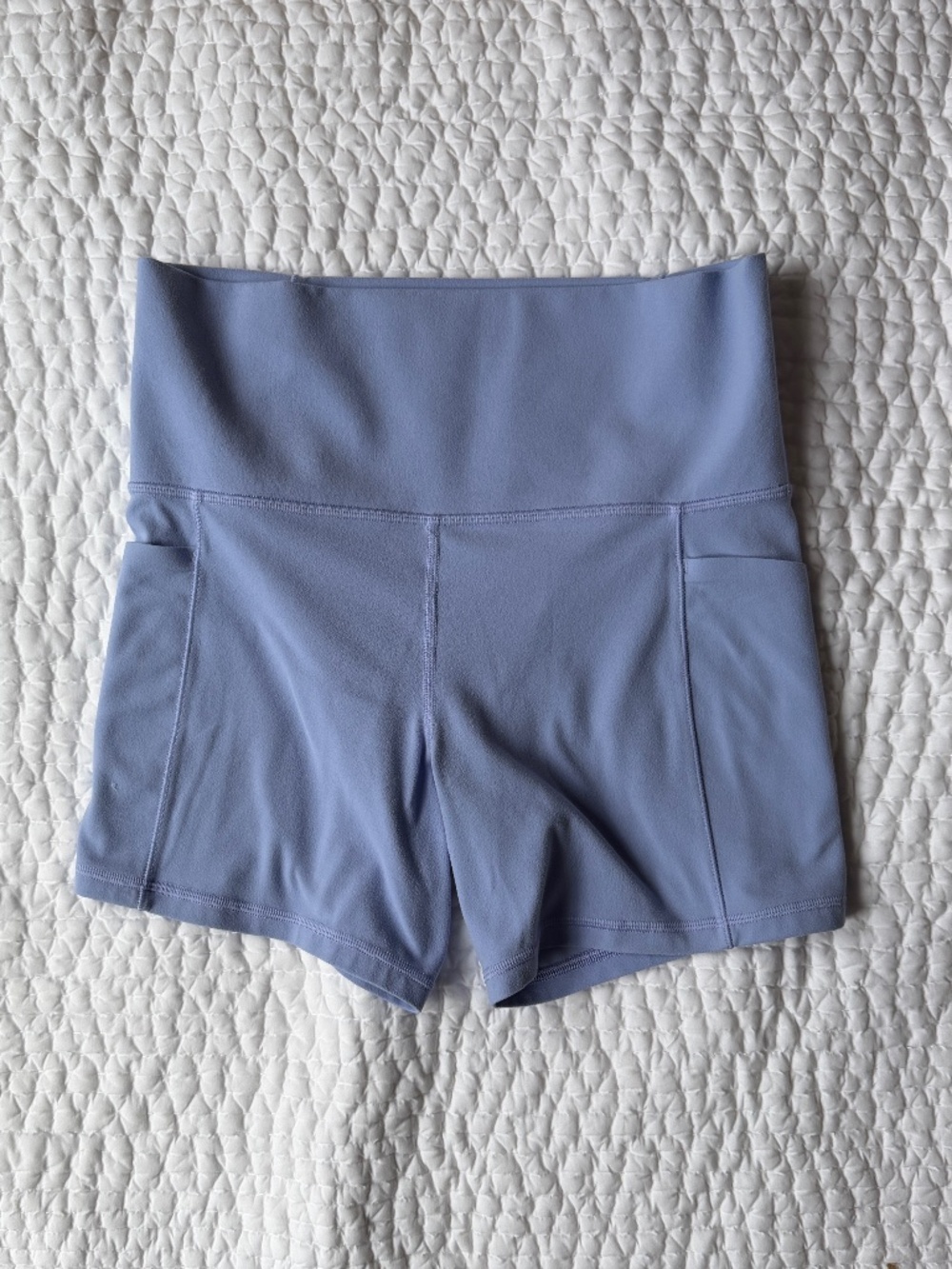 Athleta Salutation Stash Pocket II 5" Shorts